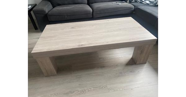 Licht houten Salontafel