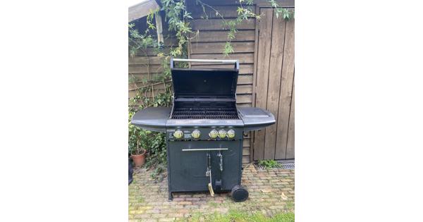 Gratis buitenkeuken/bbq af te halen in Haarlem