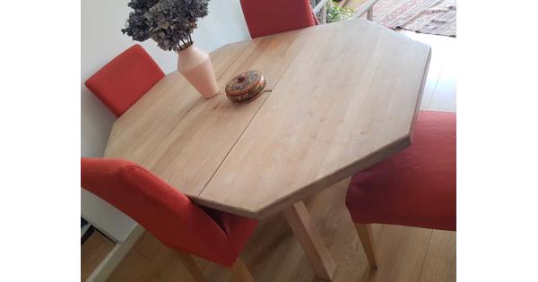 Uiterlijk donderdag ophalen: Massief houten tafel, met whitewash behandeld