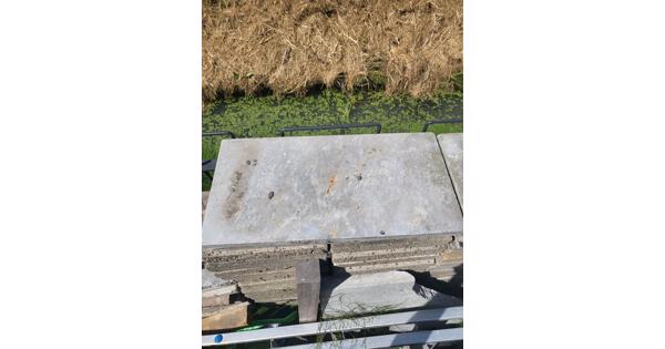 Betontegels en keramische tegels