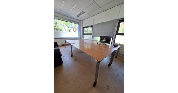 Bureaus / tafels
