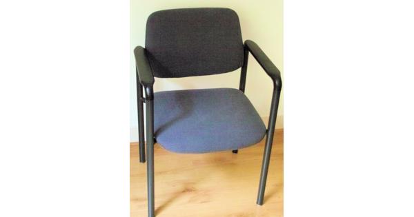 3 stoelen met leuning