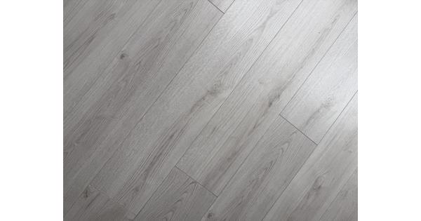 Laminaat vloer 70 m2