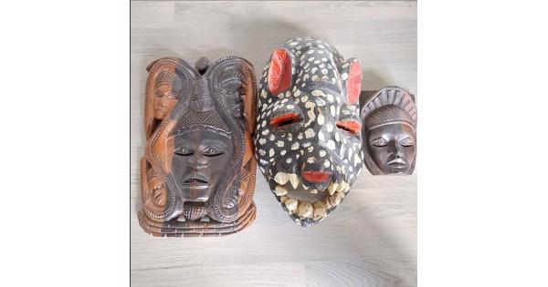 Maskers uit West-Afrika (Nigeria)