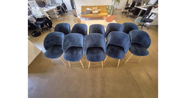 10 Stoelen in goede staat