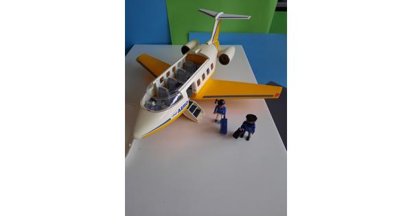 Playmobil vliegtuig met personeel