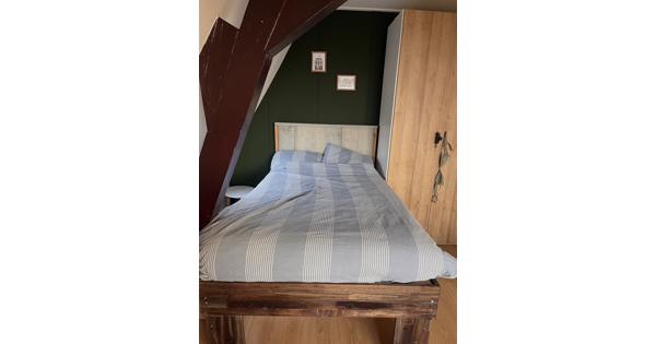 Bed 120 x 200 (inclusief matras en lattenbodem)