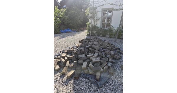 Betonklinkers 50m2. Ze zijn er al uit