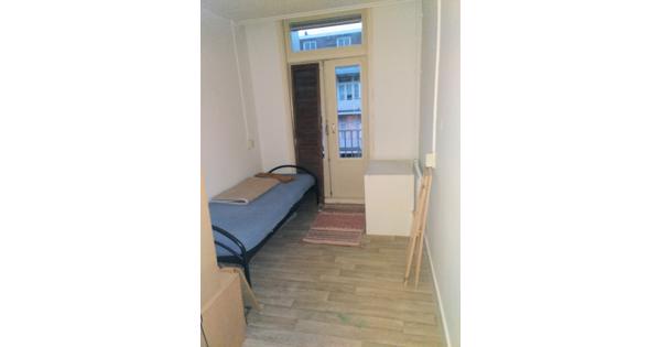 1- persoons donkergrijs stalen Auping bed , voor matrasmaat 195× 80 (2de hands matras erbij of niet)