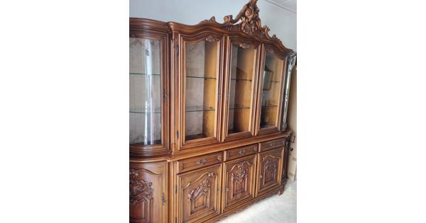 Prachtige houten kast.