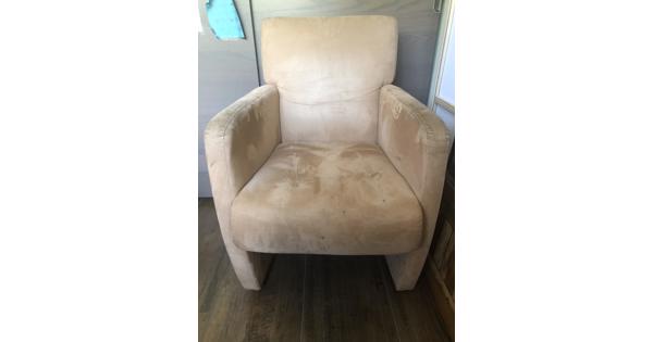 3 (eettafel) stoelen 