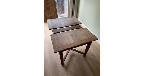 Houten eettafel 