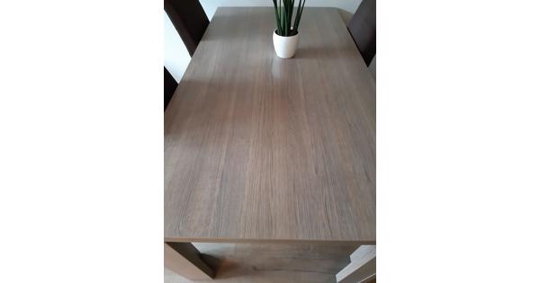 Eettafel + stoelen