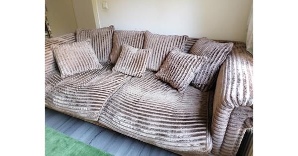 Grote royale loungebank rib taupe