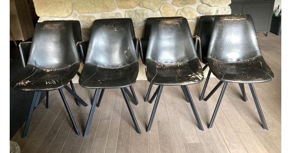 8 eetkamer stoelen - waarvan 4 kuipstoelen