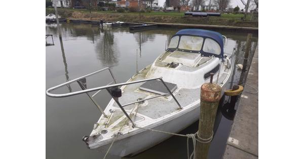 Zeilboot Hurley 700 opknapper