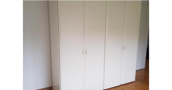Grote klerenkast b200xh233xd60 wit