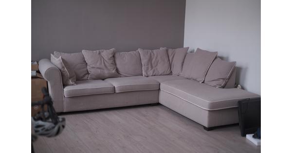 4 Person Fabric Corner Sofa - Grey coloured