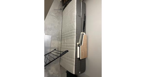Uitvouw bed/inbouw bed twee persoons