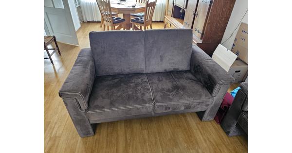 2 x suède bruine bank