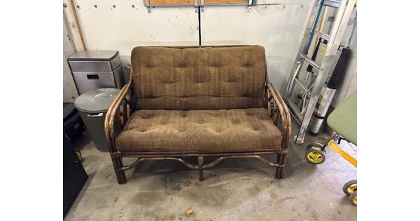 Rotan bankje met kussen