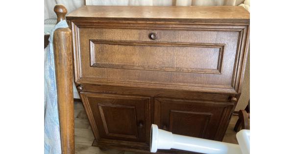 Gratis af te halen diverse meubels