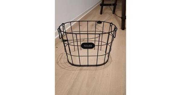 industriéle lamp en leuk mandje