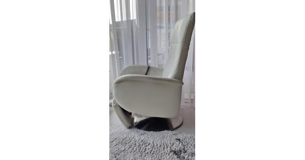 Heerlijke relaxstoel. Ook sta op.