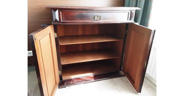 Kersenhouten antieke buffetkast