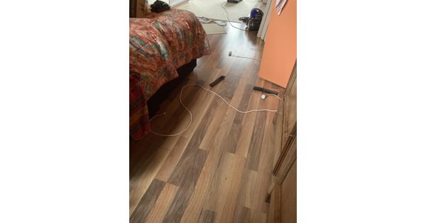 Ca 35 m2 laminaat lichtbruin