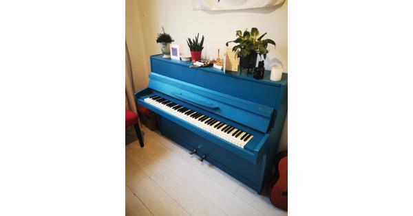 Mooie blauwe piano!! Gratis af te halen 