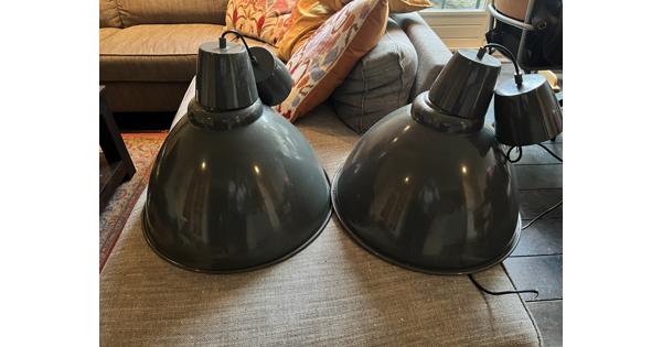 2x IKEA hanglampen donker grijs 
