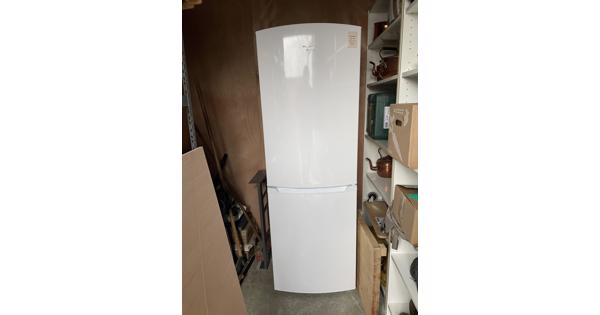 Koelkast-diepvries combinatie 