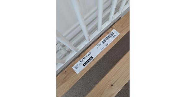 Wit peuter/ kleuterbed