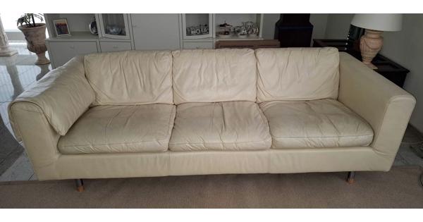 3-zits gebroken wit/ beige lederen bank