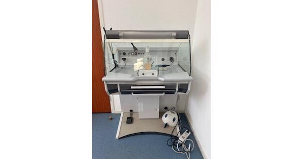 Frees machine + afzuiging
