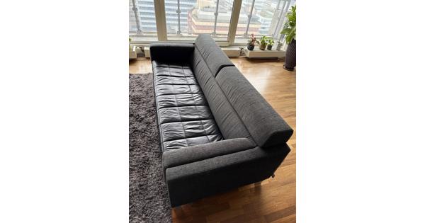 Te koop een moderne bank