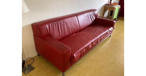 Rode leren vierzitsbank