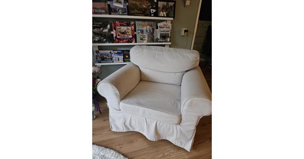 Witte fauteuil