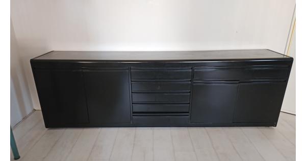 Zwart dressoir 