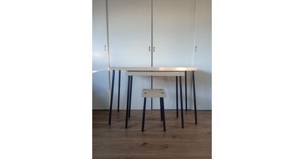 Ikea Fridnäs, twee tafels en één kruk