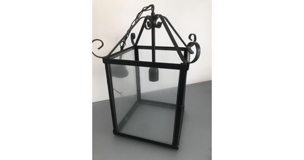 Hanglamp vierkant met glas en zwart metaal