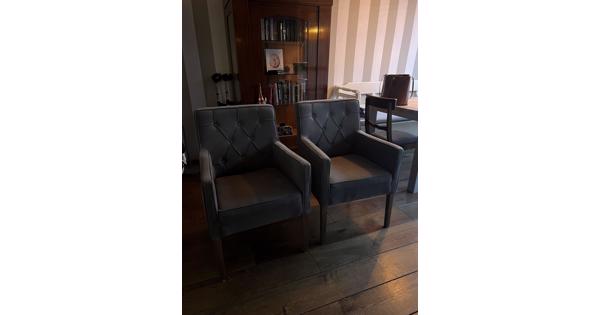 Twee comfortabele stoelen