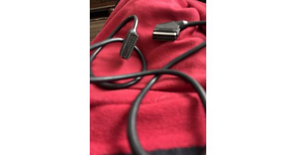 Scartkabel gebruikt.