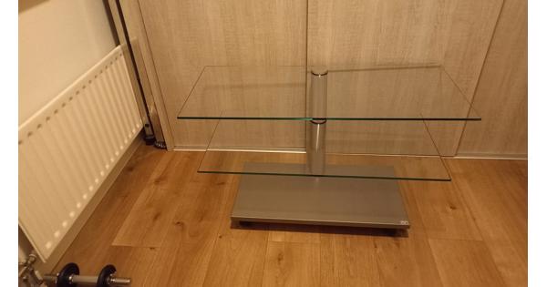 Televisie kastje glas