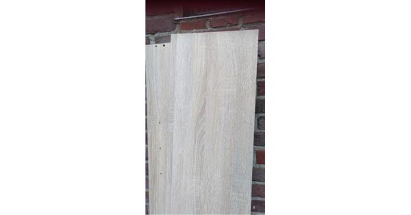 Open boekenkast, stevig en netjes, 70x30x197
