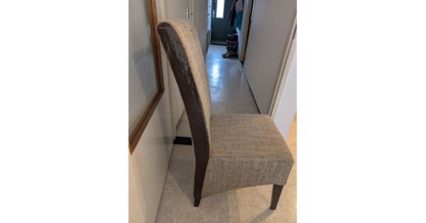 Set van 4 comfortabele eetkamerstoelen met hoge rugleuning