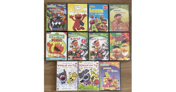 Ruim vijftig boeken en boekjes van Sesamstraat voor verschillende leeftijdscategorien