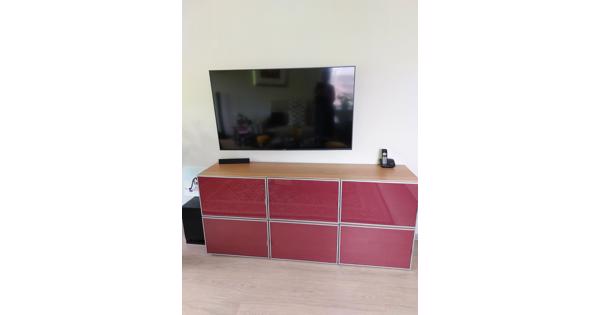 TV KAST C.Q. DRESSOIR