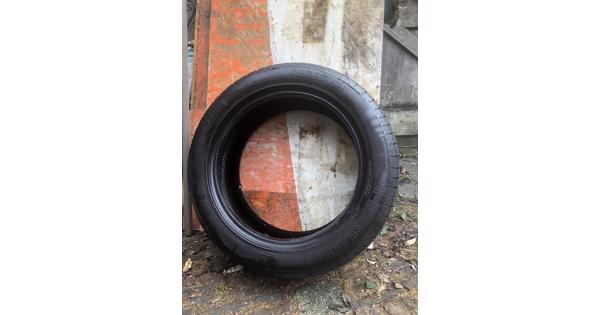 Autobanden 195/55 R16  vredestein sportracks